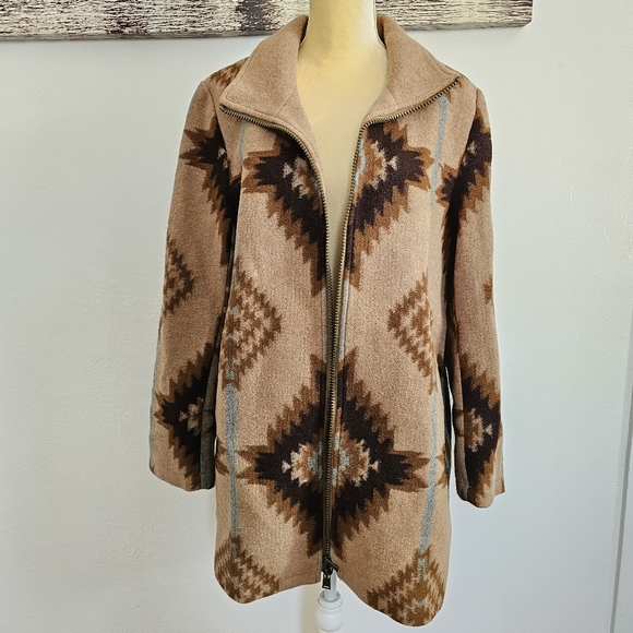 NWOT Pendleton  Tribal  Aztec Print Wool Zip Up coat - Picture 4 of 10